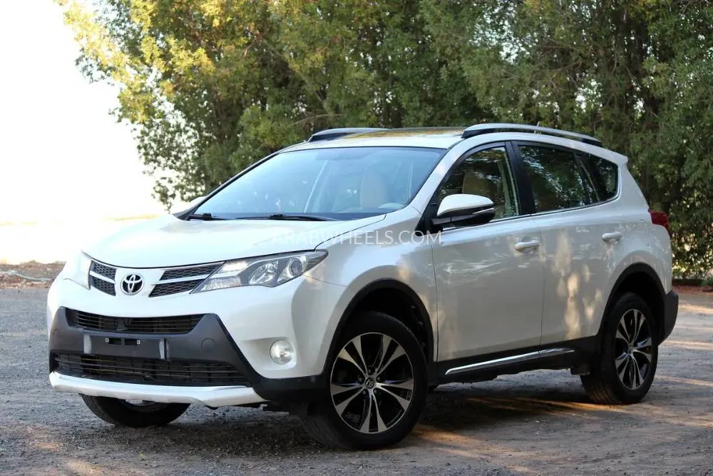 Toyota Rav4 2015 for Sale in Fujairah Image-7