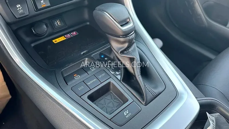 Toyota Rav4 2024 for Sale in Dubai Image-5