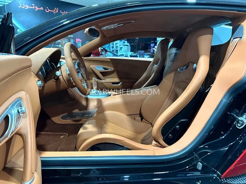 بوغاتي فيرون 2009 for Sale in دبي Image-8