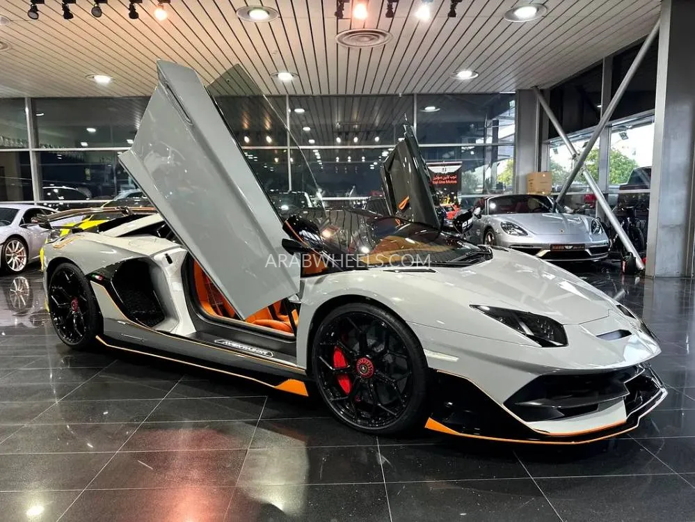 Lamborghini Aventador 2020 for Sale in Dubai Image-7