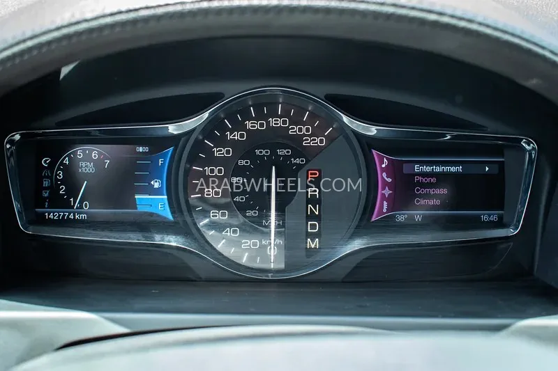 Lincoln MKX 2011 for Sale in Dubai Image-6