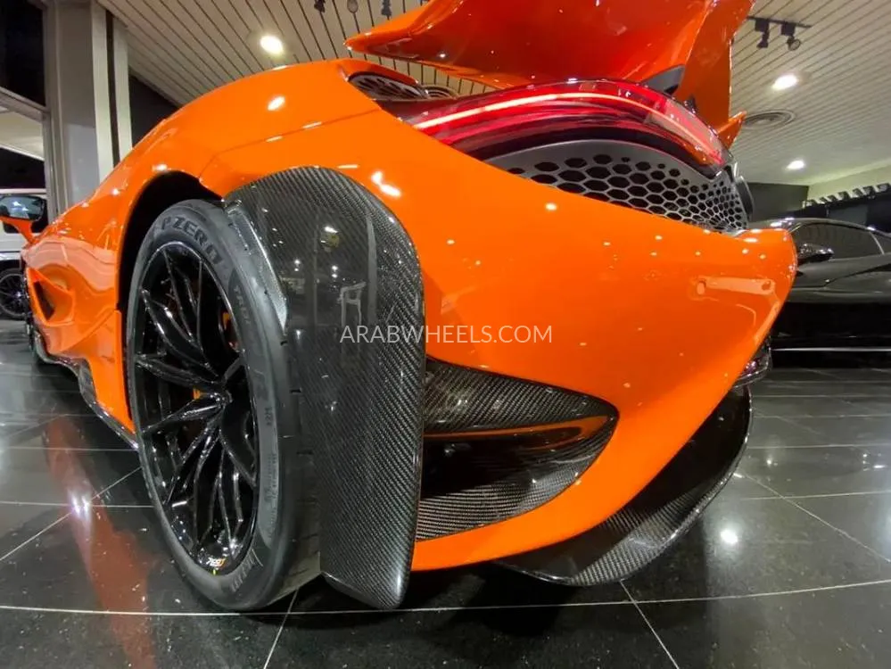 McLaren 765LT 2022 for Sale in Dubai Image-4