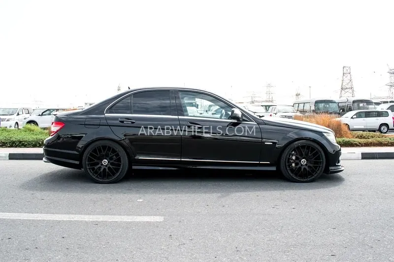 Mercedes Benz C Class 2008 for Sale in Dubai Image-4