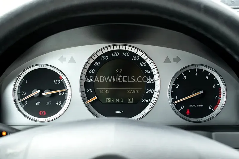 Mercedes Benz C Class 2008 for Sale in Dubai Image-7