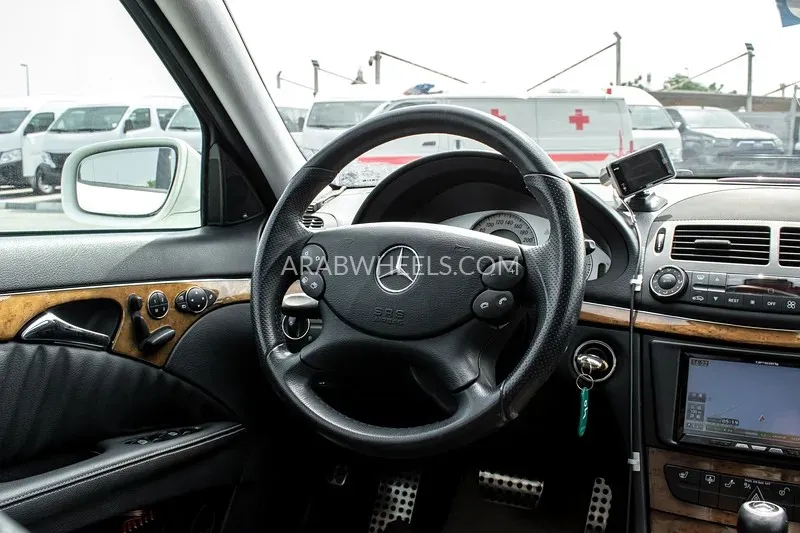 Mercedes Benz E Class 2007 for Sale in Dubai Image-11