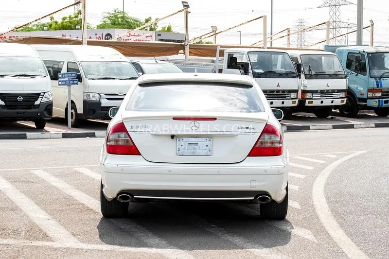 Mercedes Benz E Class 2007 for Sale in Dubai Image-15