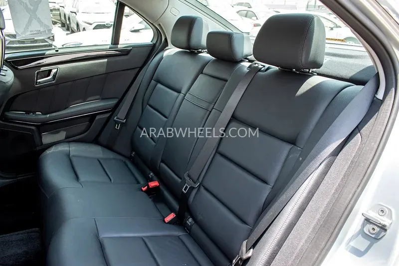 Mercedes Benz E Class 2009 for Sale in Dubai Image-14