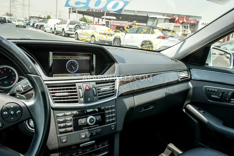 Mercedes Benz E Class 2009 for Sale in Dubai Image-12