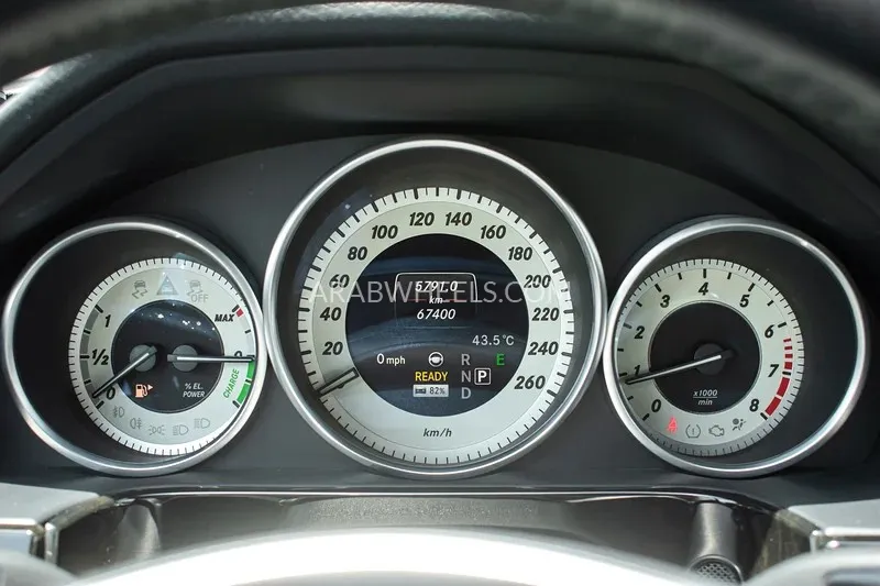 Mercedes Benz E Class 2013 for Sale in Dubai Image-10