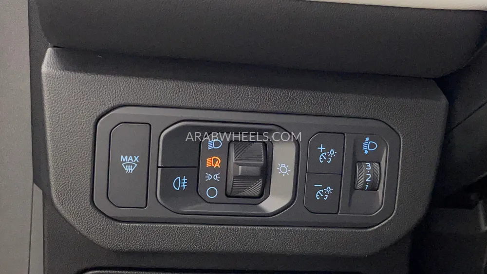 Ford Taurus 2024 for Sale in Dubai Image-40