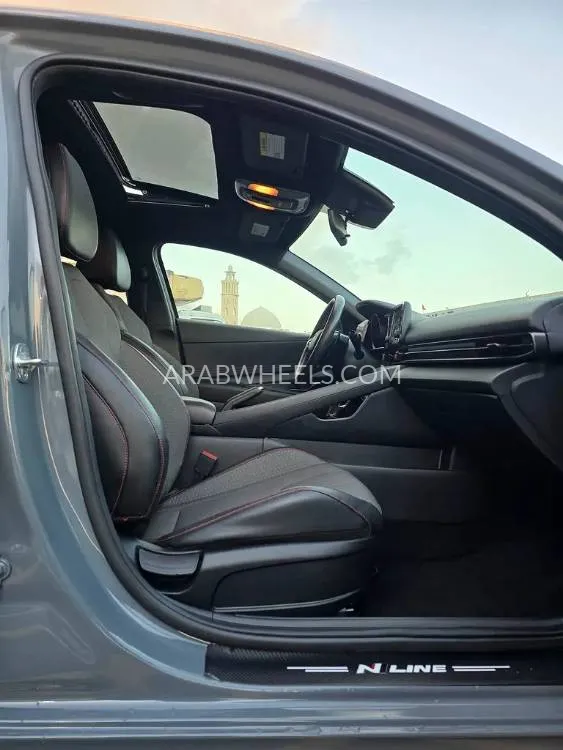 Hyundai Elantra 2021 for Sale in Ajman Image-9