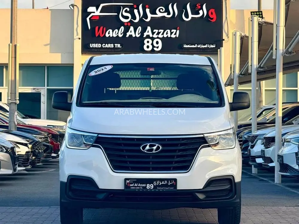 Hyundai H1 2021 for Sale in Sharjah Image-15