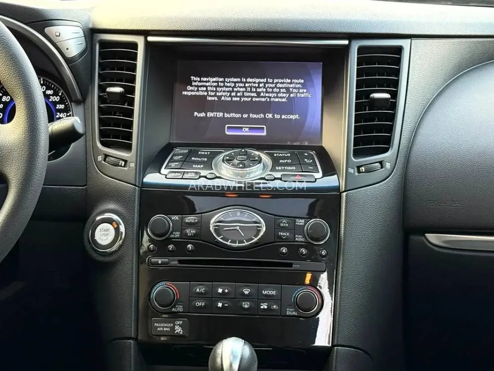 إنفينيتي QX70 2018 for Sale in الشارقة Image-11