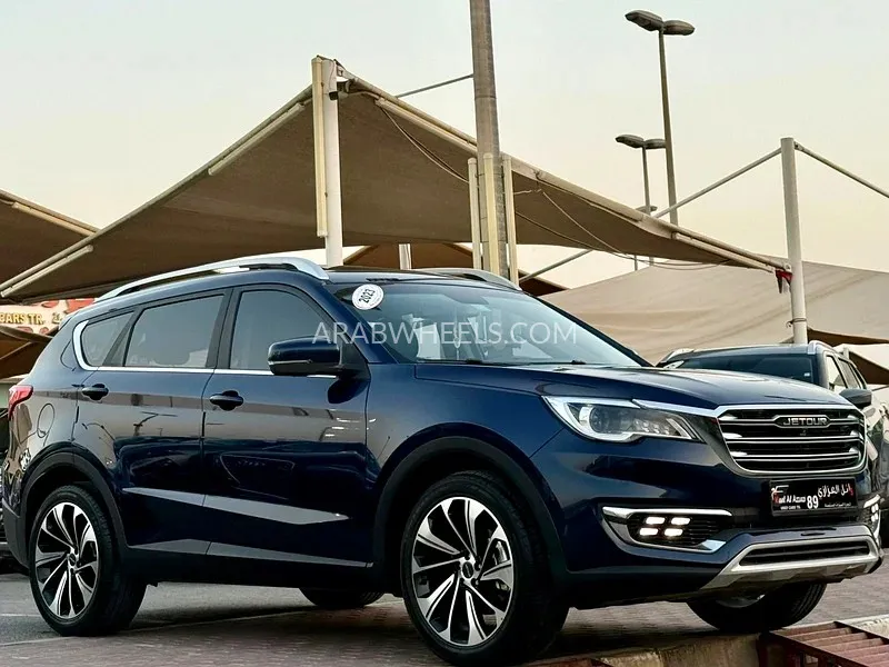 Jetour X70 2023 for Sale in Sharjah Image-3