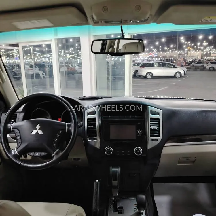 Mitsubishi Pajero 2019 for Sale in Sharjah Image-4