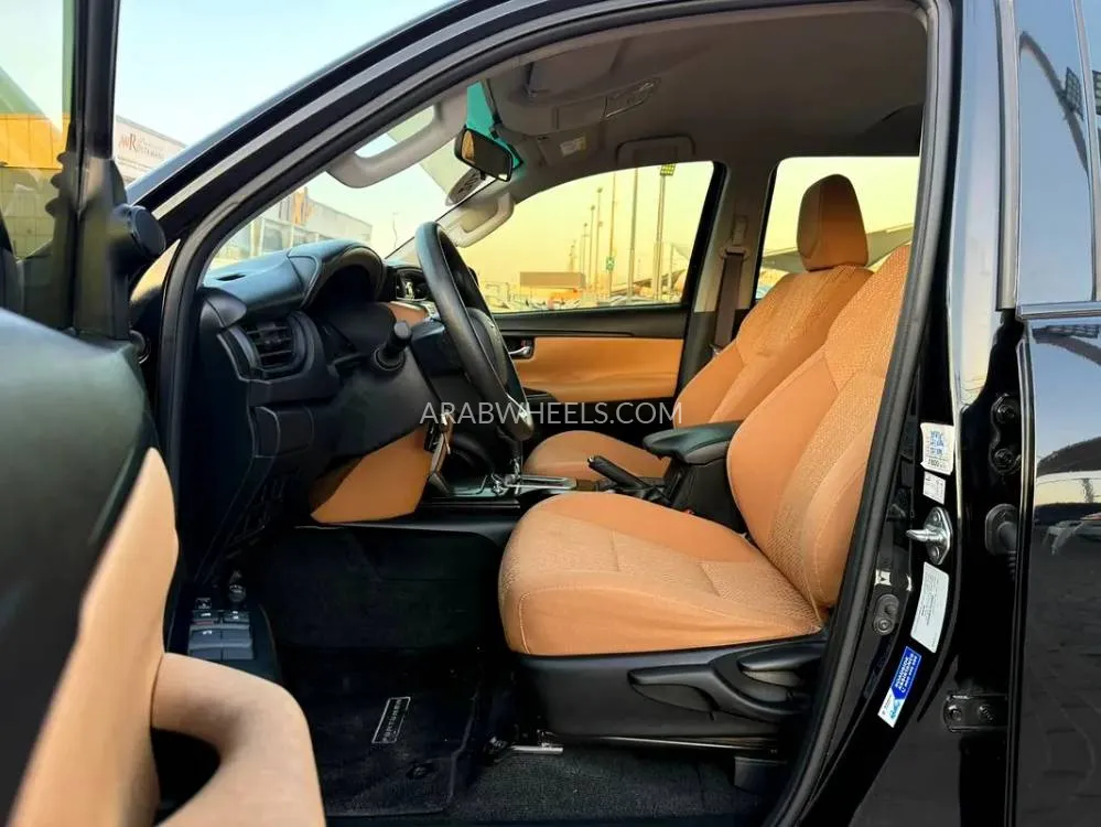 Toyota Fortuner 2022 for Sale in Sharjah Image-12