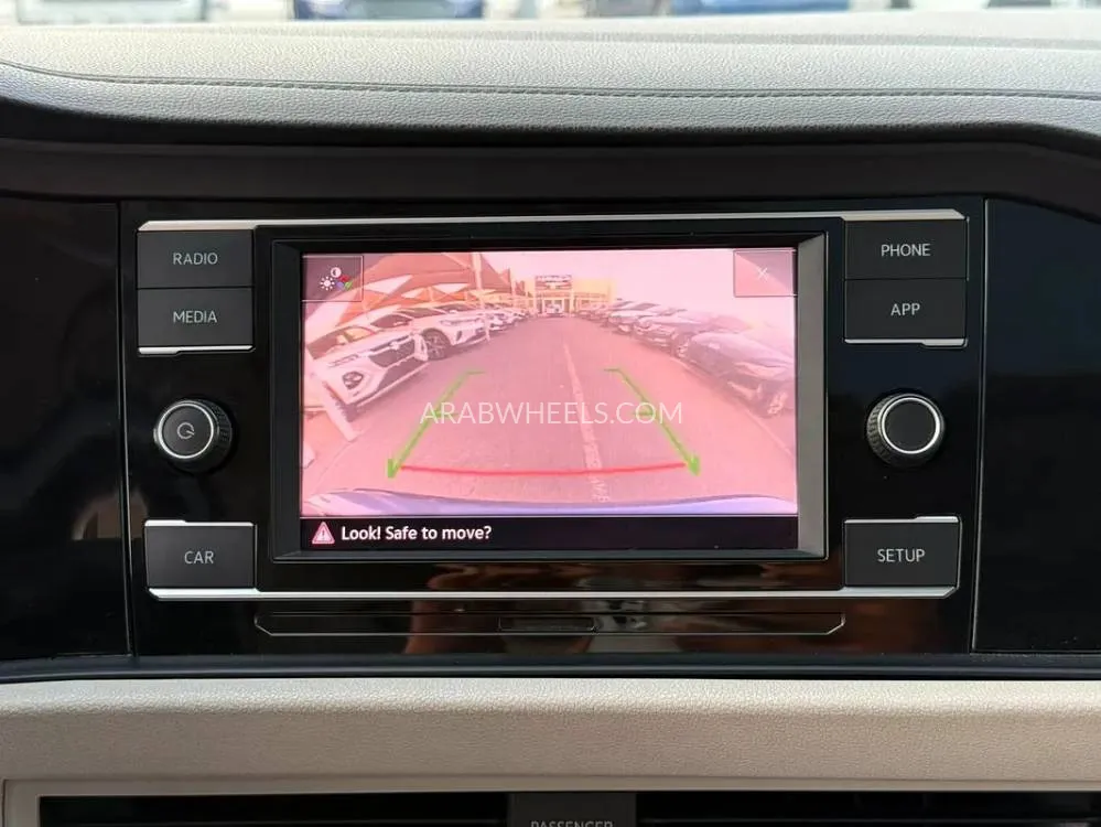 Volkswagen Jetta 2019 for Sale in Sharjah Image-5