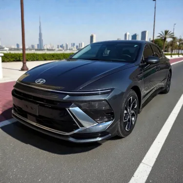Hyundai Sonata 2.5L Mid 2024