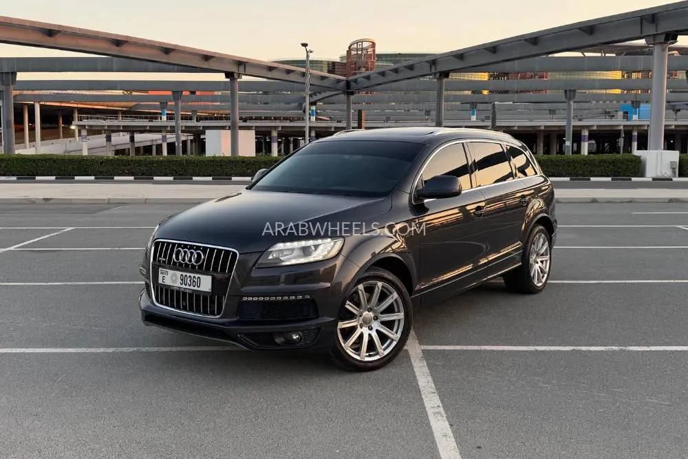 Audi Q7 2014 for Sale in Dubai Image-4