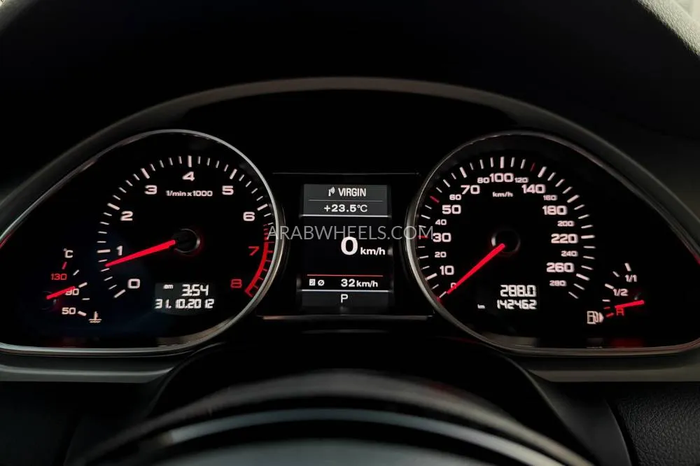 Audi Q7 2014 for Sale in Dubai Image-8