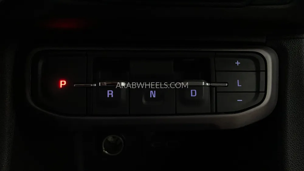 GMC Acadia 2023 for Sale in Dubai Image-18