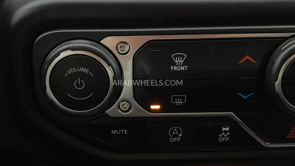 جيب رانجلر 2019 for Sale in دبي Image-39