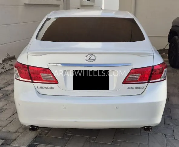 Lexus ES 2012 for Sale in Abu Dhabi Image-2