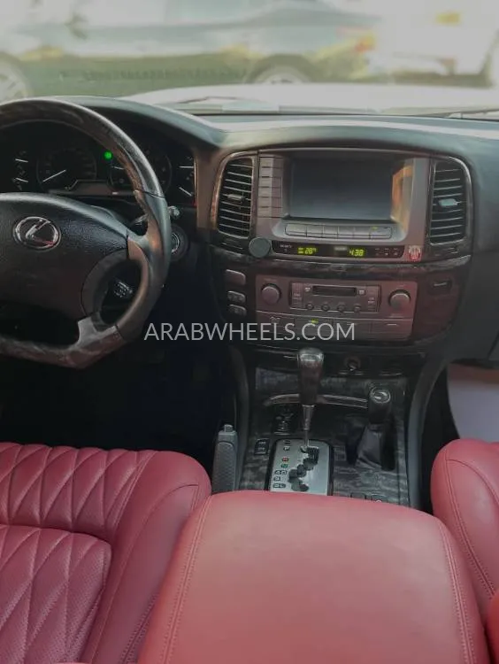 Lexus LX 2006 for Sale in Sharjah Image-9