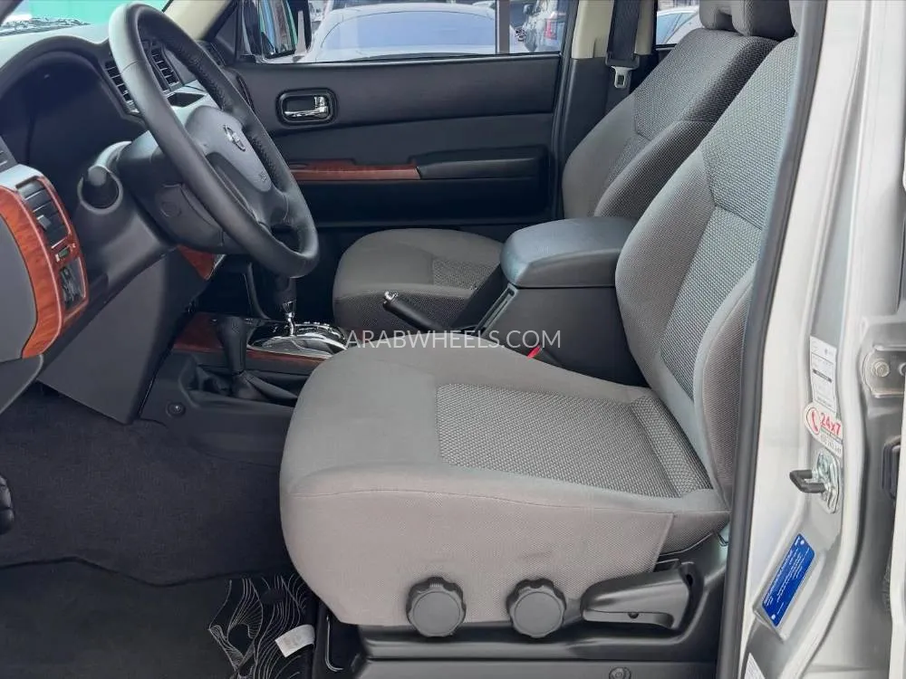 Nissan Patrol 2024 for Sale in Abu Dhabi Image-5