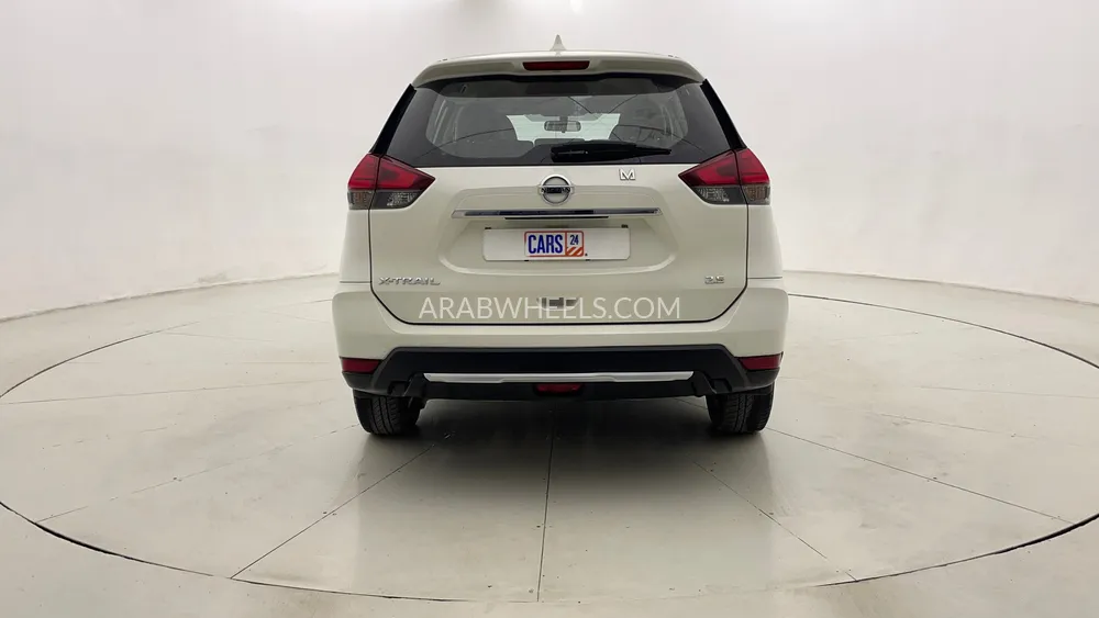 Nissan X-Trail 2022 for Sale in Dubai Image-4