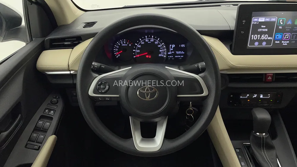 Toyota Yaris 2024 for Sale in Dubai Image-16