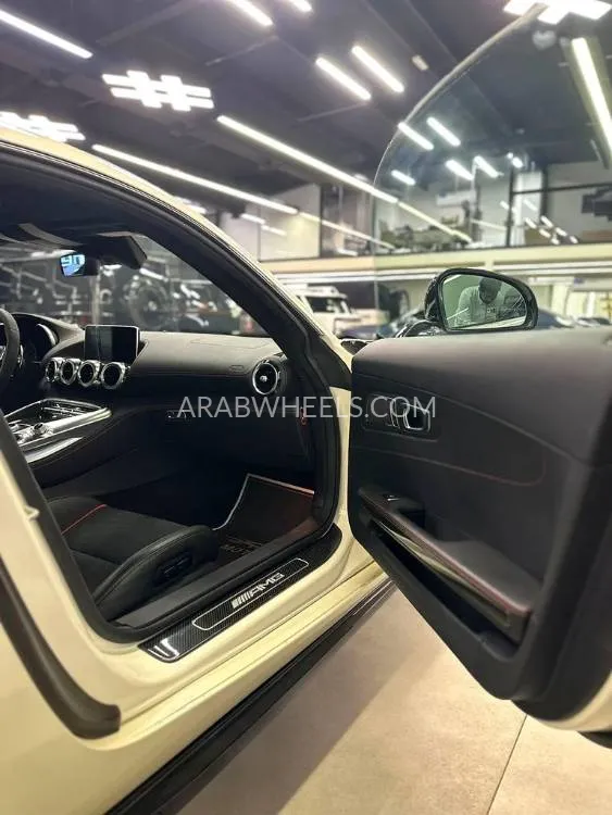 Mercedes Benz AMG GT 2015 for Sale in Dubai Image-16