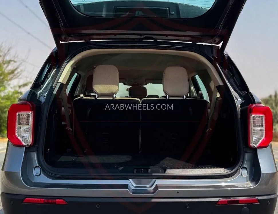 Ford Explorer 2023 for Sale in Sharjah Image-12