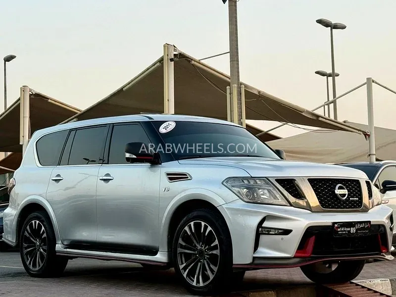 Nissan Patrol 2011 for Sale in Sharjah Image-2