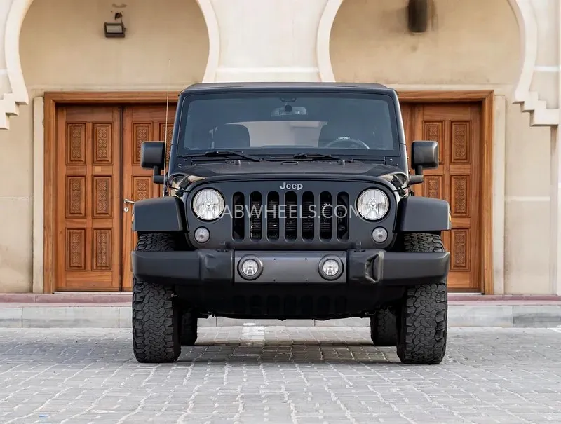 Jeep Wrangler 2017 for Sale in Dubai Image-2
