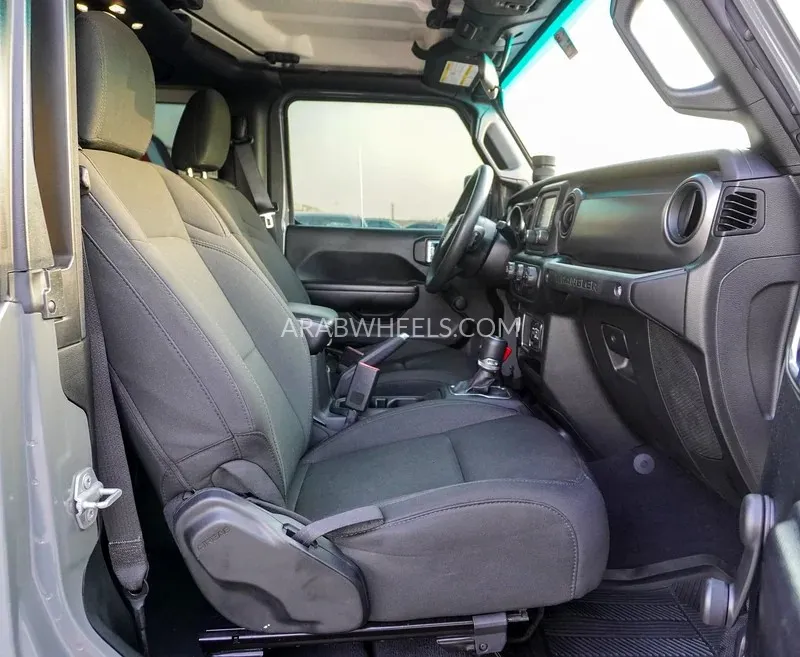 Jeep Wrangler 2021 for Sale in Dubai Image-8
