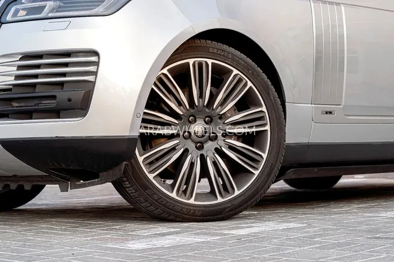 Land Rover Range Rover 2020 for Sale in Dubai Image-10
