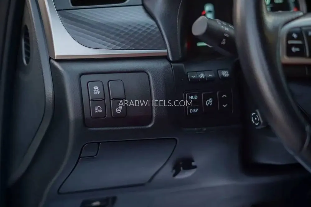 Lexus GS 2019 for Sale in Dubai Image-16