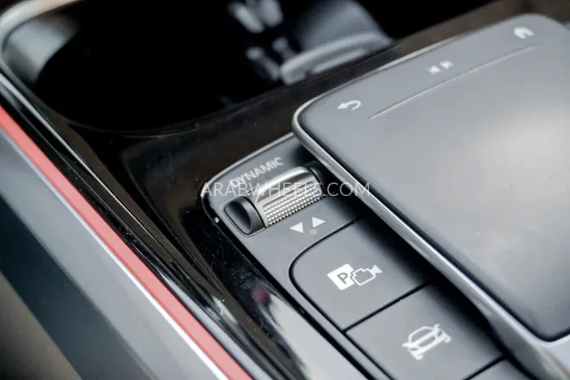 مرسيدس بنز GLB 2022 for Sale in دبي Image-14