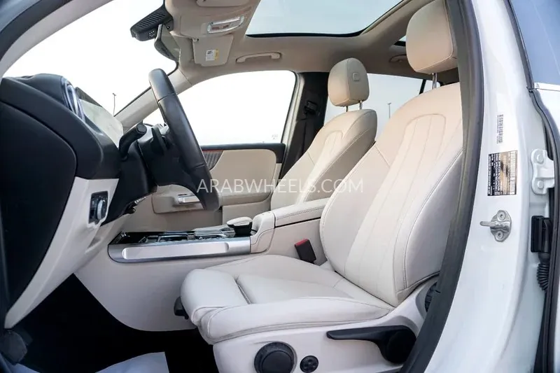 مرسيدس بنز GLB 2022 for Sale in دبي Image-15