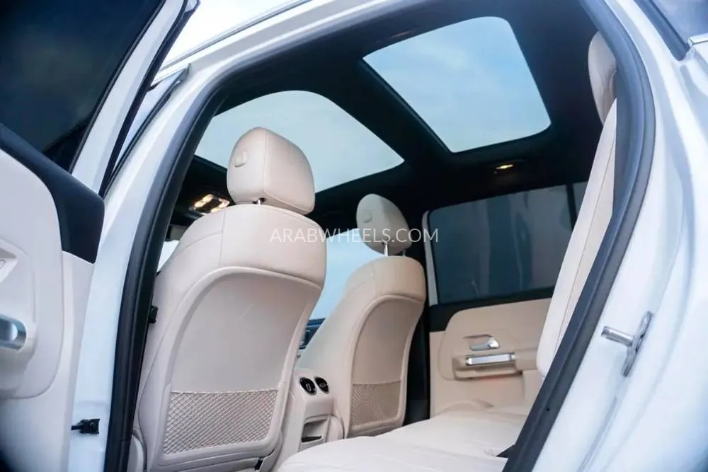 مرسيدس بنز GLB 2024 for Sale in دبي Image-15