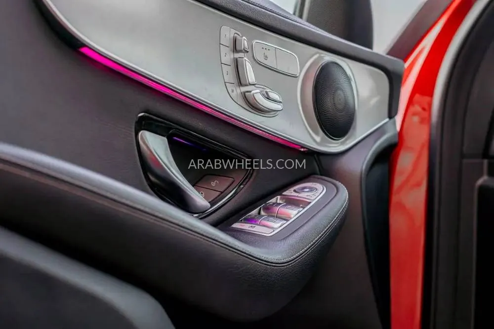 مرسيدس بنز GLC كلاس 2020 for Sale in دبي Image-5