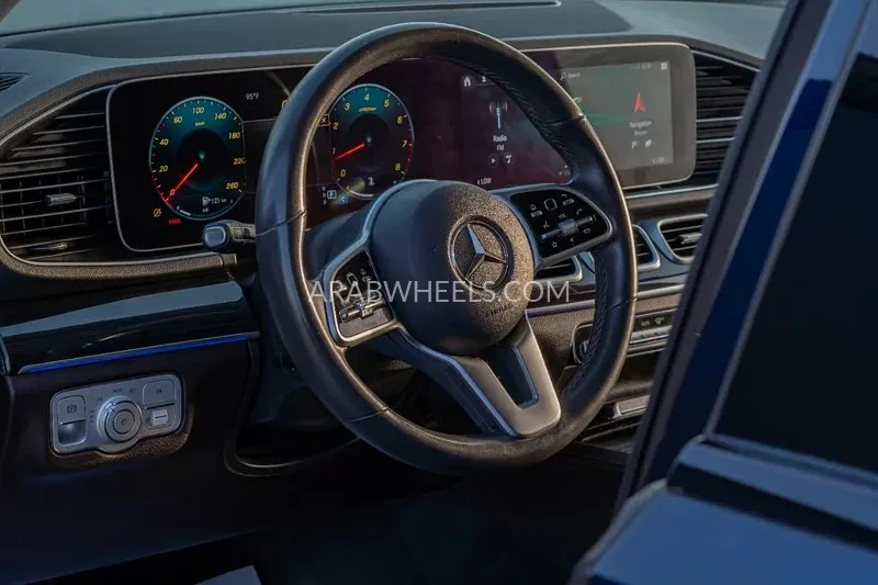 Mercedes Benz GLE Class 2020 for Sale in Dubai Image-2