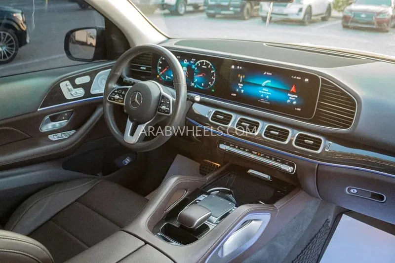 Mercedes Benz GLE Class 2020 for Sale in Dubai Image-10