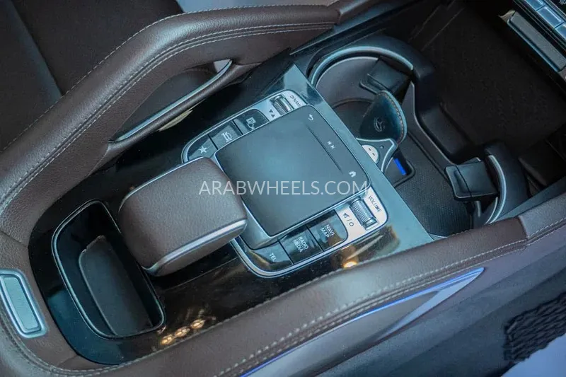 Mercedes Benz GLE Class 2020 for Sale in Dubai Image-20