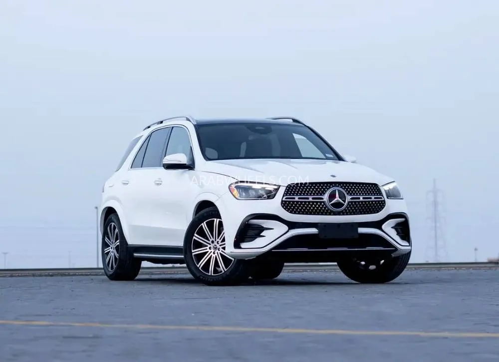 Mercedes Benz GLE Class 2024 for Sale in Dubai Image-2