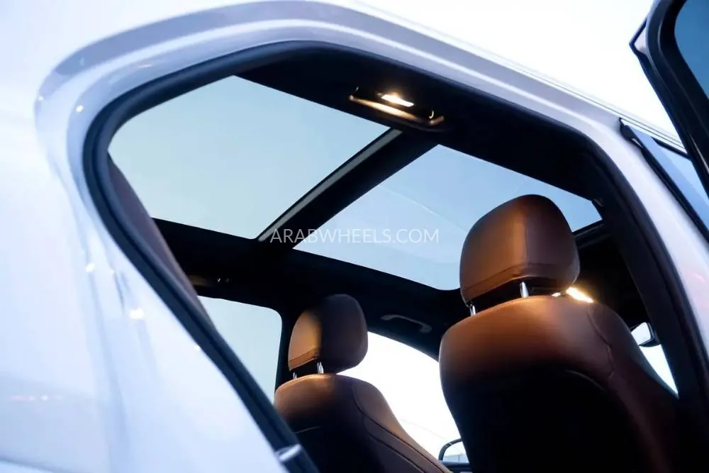 Mercedes Benz GLE Class 2024 for Sale in Dubai Image-7