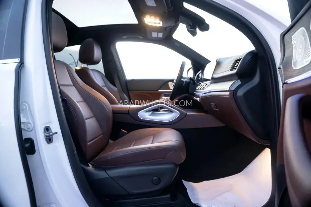 Mercedes Benz GLE Class 2024 for Sale in Dubai Image-13