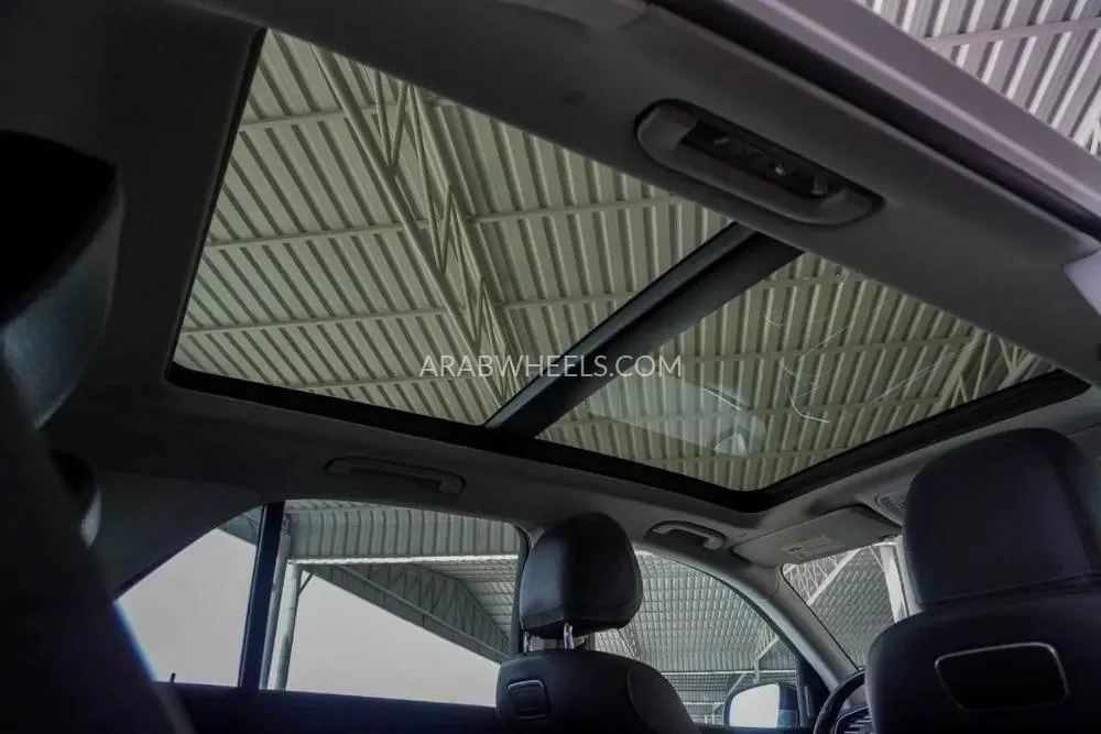 مرسيدس بنز GLE Class 2020 for Sale in دبي Image-13