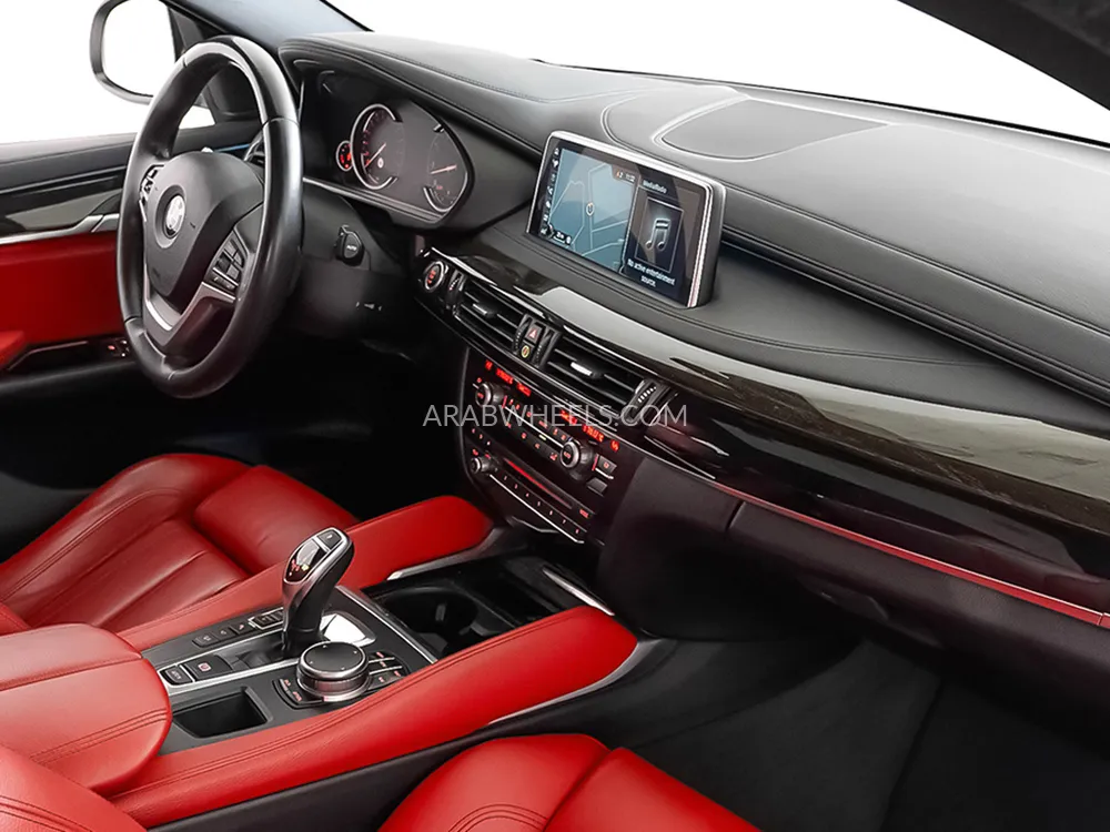 BMW X6 2018 for Sale in Dubai Image-11